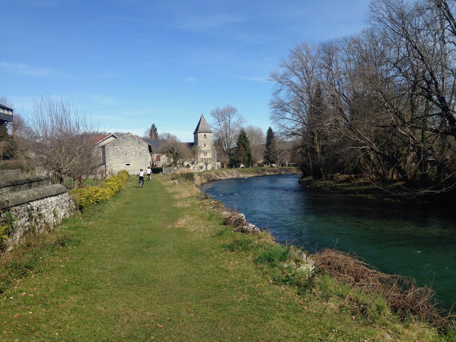 Voie verte de la Vallée d’Ossau – Louvie-Juzon (64)