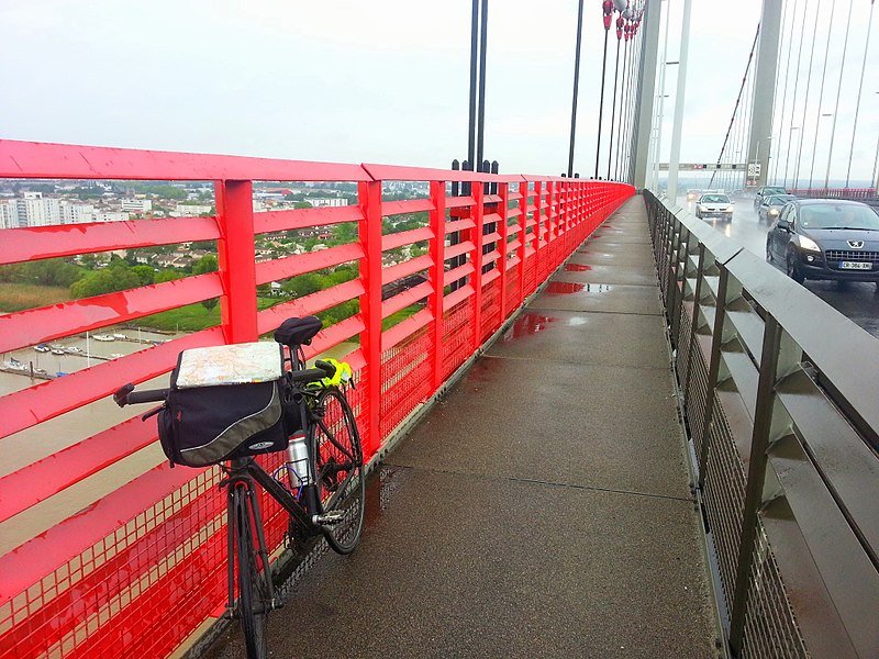 Fermeture des pistes cyclables du Pont d’Aquitaine à Bordeaux