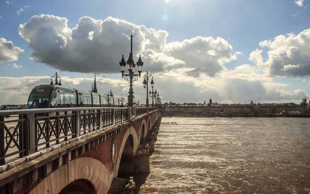 La carte des pistes cyclables de Bordeaux (33)