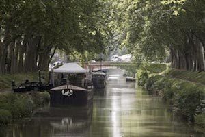 Canal des deux mers de Bordeaux à Toulouse