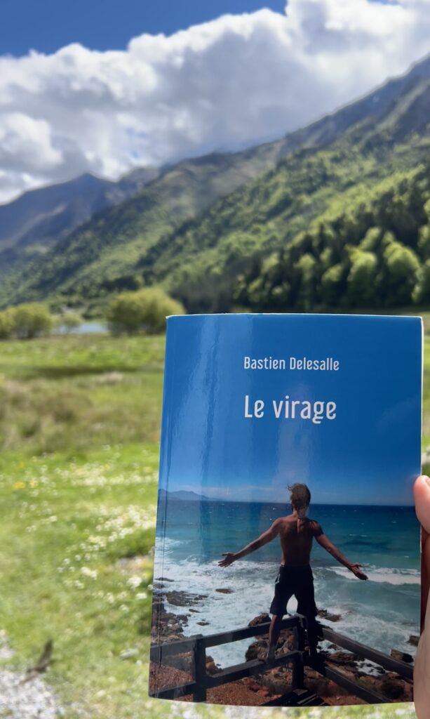 Couverture d’ouvrage : Le virage