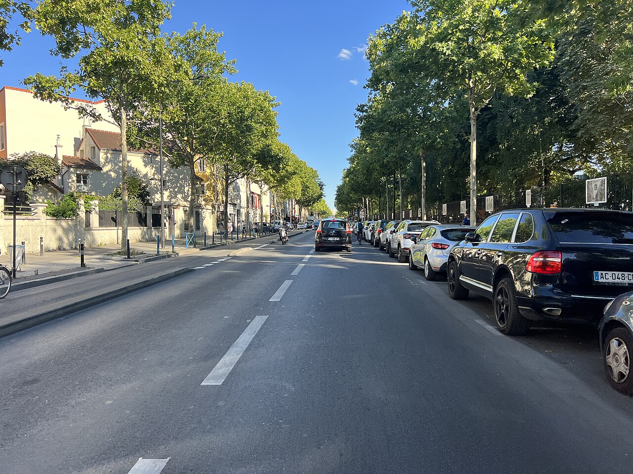 Avenue_République_-_Aubervilliers_(FR93)_-_2022-07-11_-_3