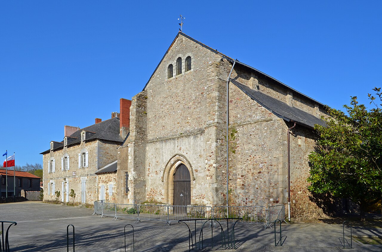 Abbatiale_de_Saint-Philbert-de-Grand-Lieu