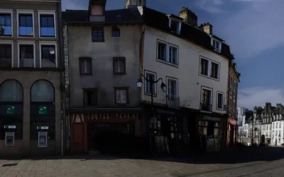 À Rennes, les travaux de la mi-août montrent qu’un réseau express vélo existe surtout quand il prend réellement place dans la rue