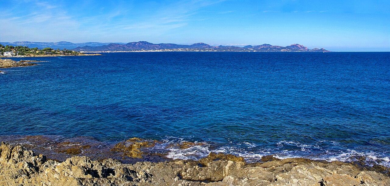 Fréjus du Nord au Sud