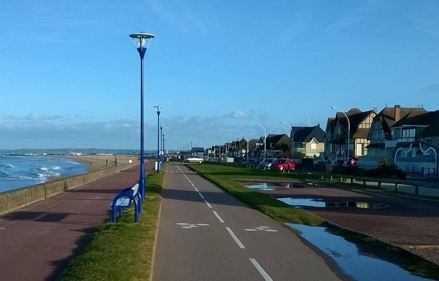 La Vélo Francette (V43) entre Ouistreham et Caen