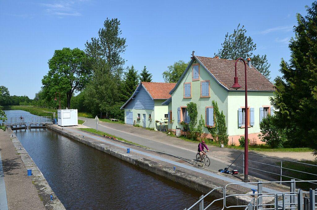 Canal du Rhône au Rhin