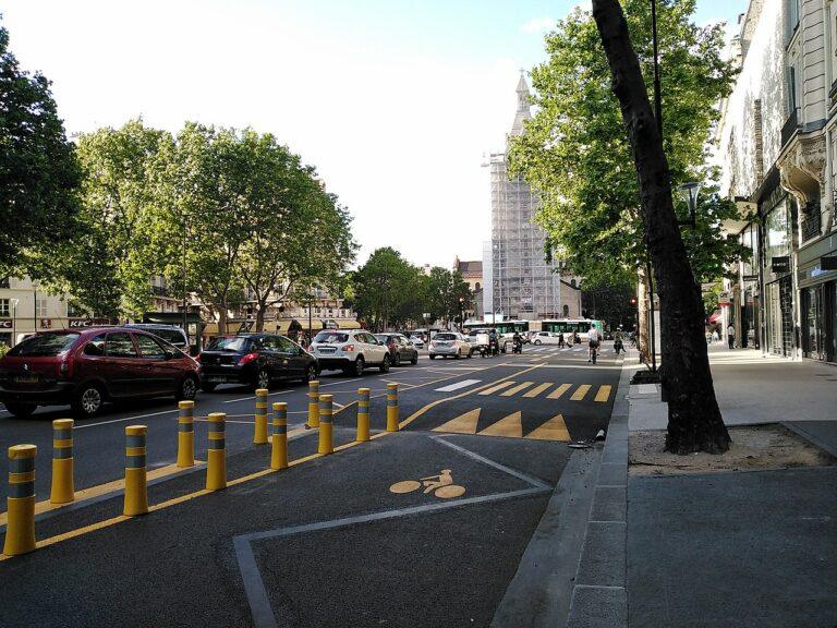 Carrefour Paris à vélo